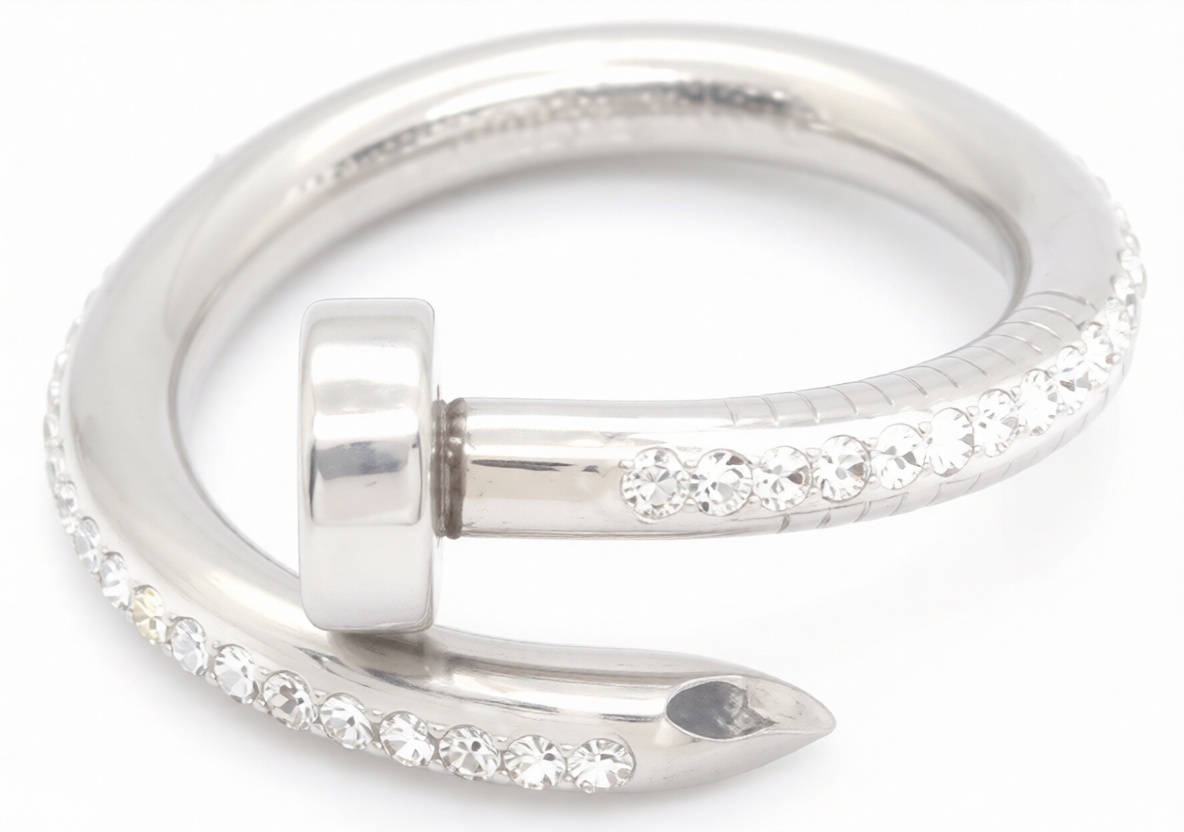 Anillo de acero quirurgico clavo con strasses cristal